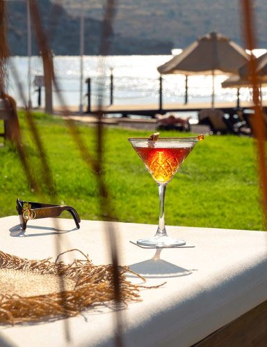 Selectum Collection Bodrum – Aquarius Pool Bar