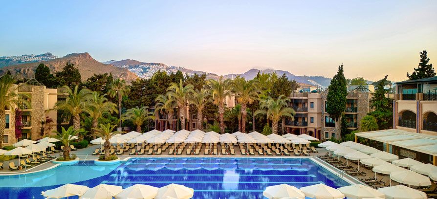 Selectum Collection Bodrum – Ana Havuz