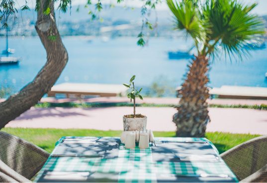 Selectum Colours Bodrum – One2Love Bar