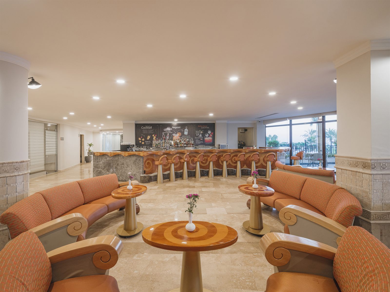 Selectum Family Comfort Side – Lobby Bar
