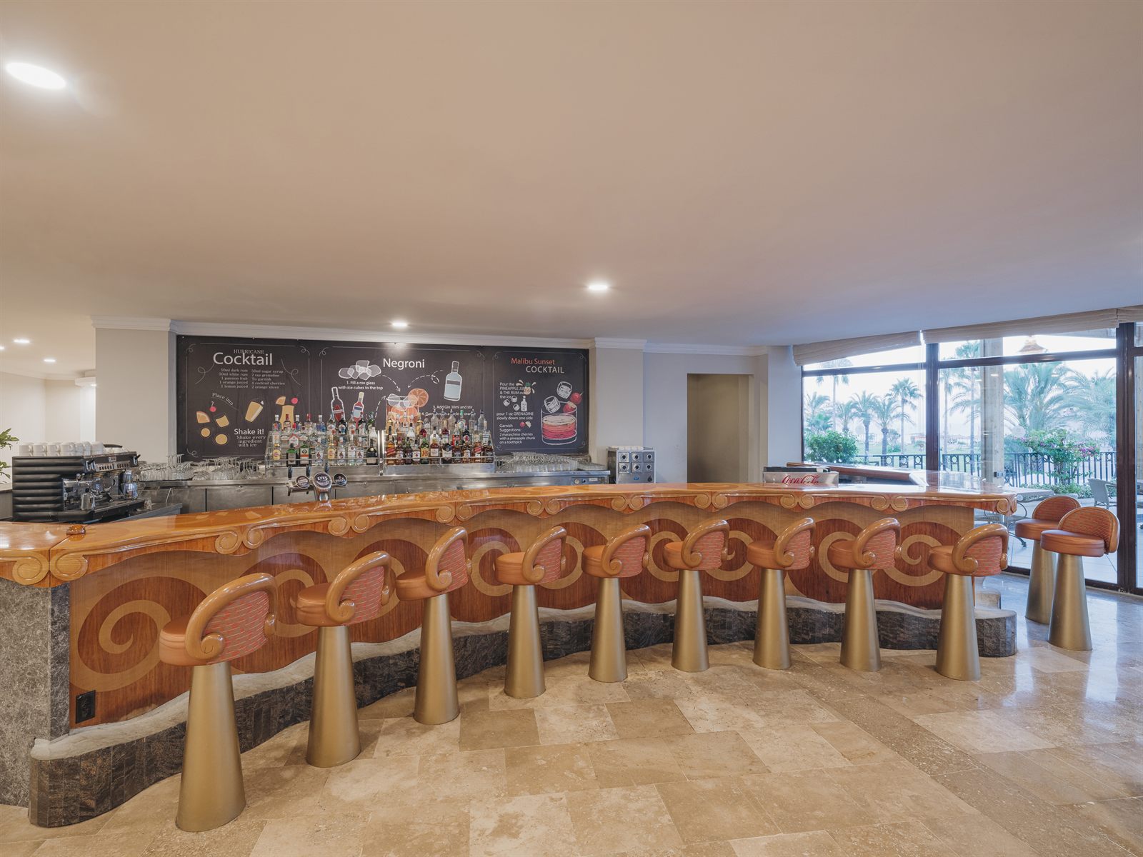 Selectum Family Comfort Side – Lobby Bar