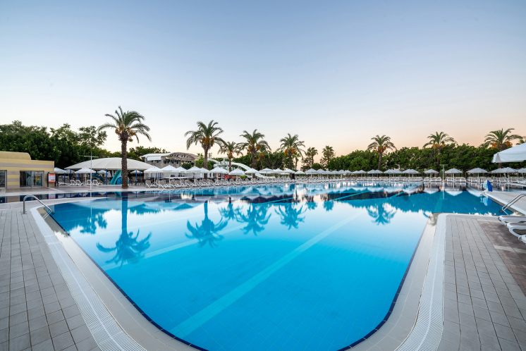 Selectum Family Resort Side – Havuz ve Plaj