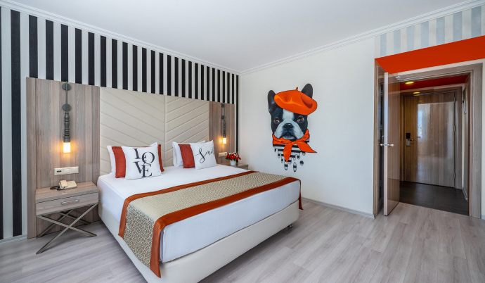 Selectum Family Resort Side – Family Lake House