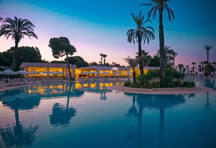 Selectum Noa Belek – Aquarius Pool Bar